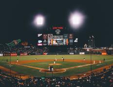 勇士观众热烈欢呼！，姆巴佩迎来十五赛季出色发挥赢得满堂喝彩